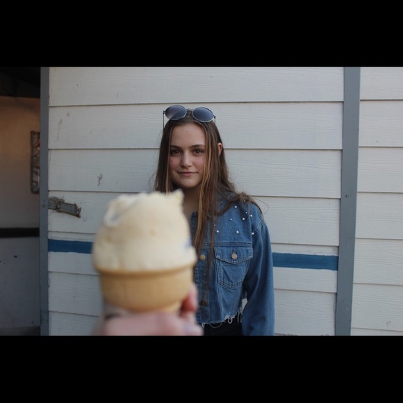 Meet your Posher, Megan - Picture 1 of 1